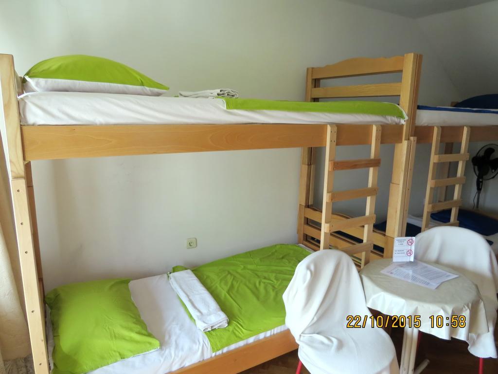 Hostel Lega House Osijek Zimmer foto